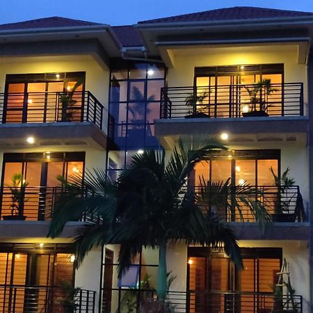 Kampala Suburbs Apartment Exterior photo
