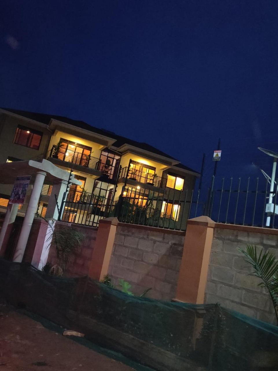 Kampala Suburbs Apartment Exterior photo