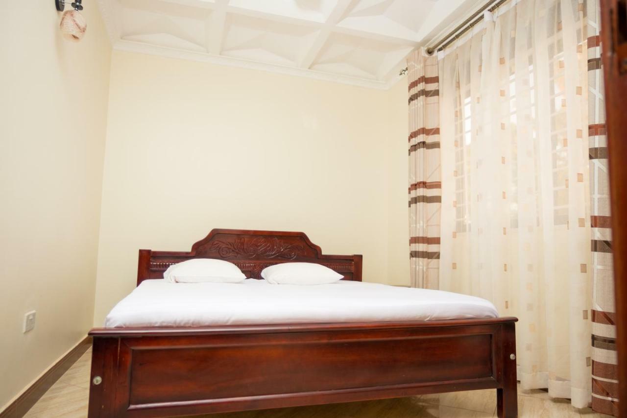 Kampala Suburbs Apartment Exterior photo